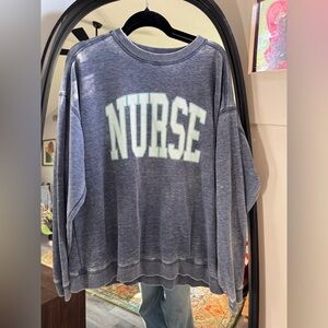 NURSE vintage, oversized sweatshirt - barely worn